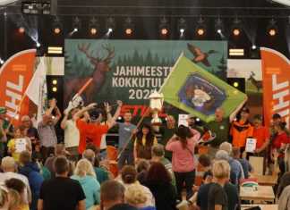 GALERII: Kokkutulek lõppes ilusa kontserdiga!