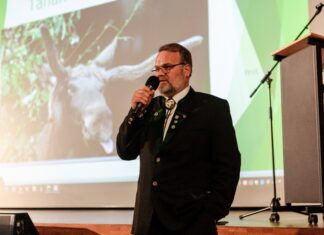 Jahimees: metsades on surnud sigu ja karud peavad pidu